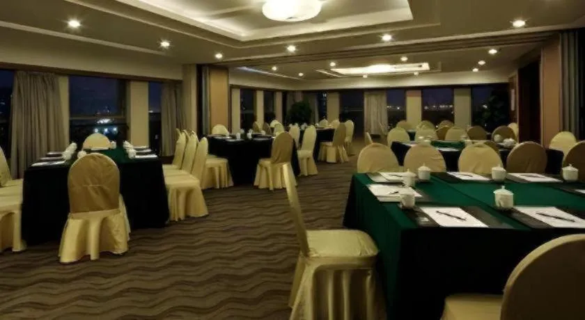 South China Laguna Hotel