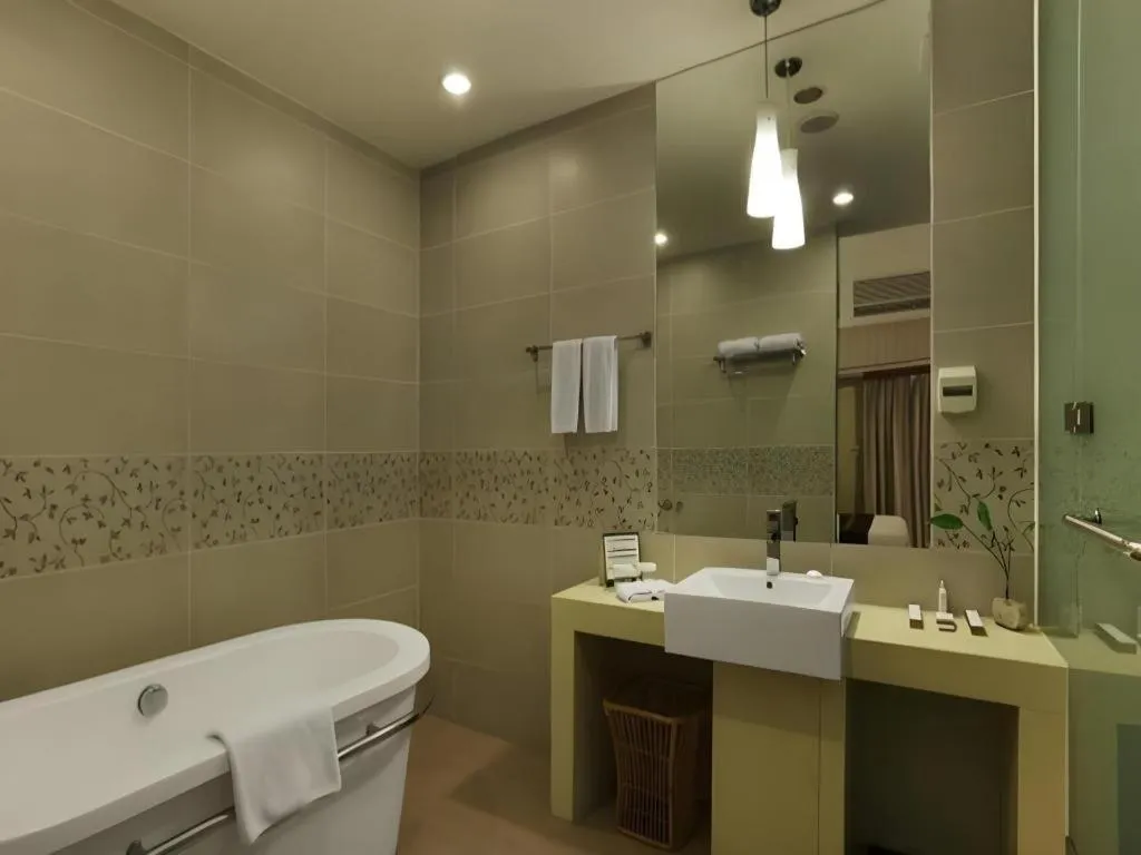 South China Laguna Hotel