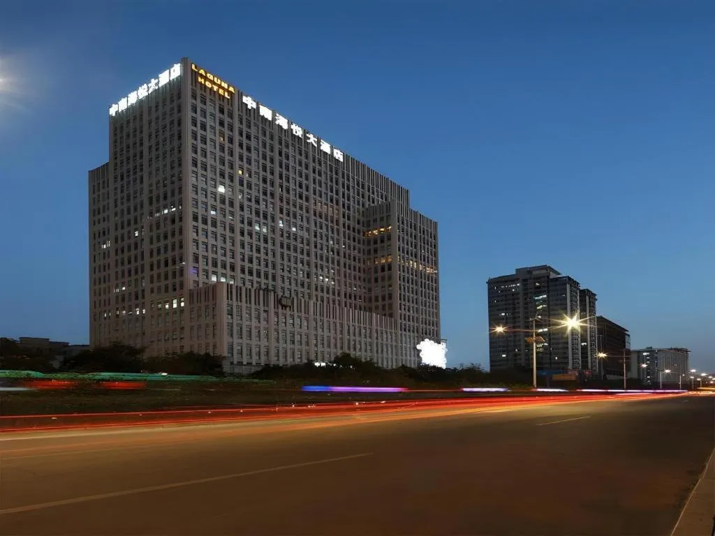 South China Laguna Hotel