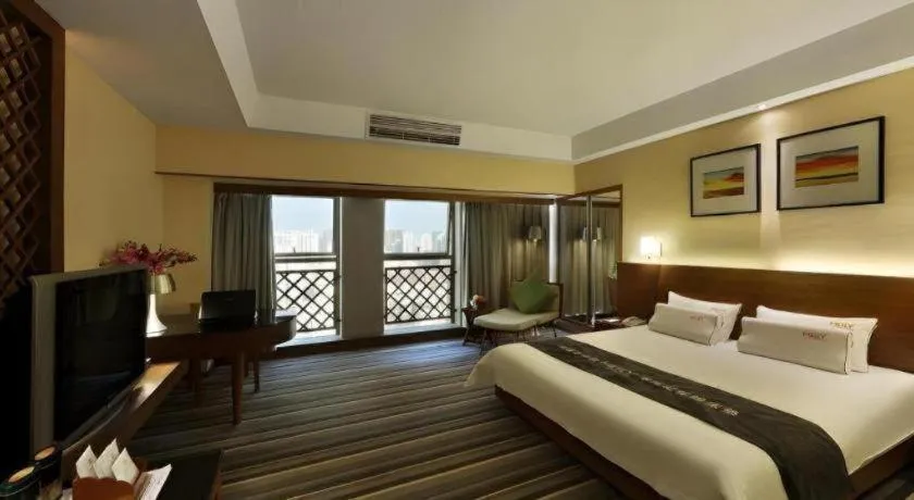 Bed in South China Laguna Hotel