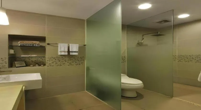 South China Laguna Hotel