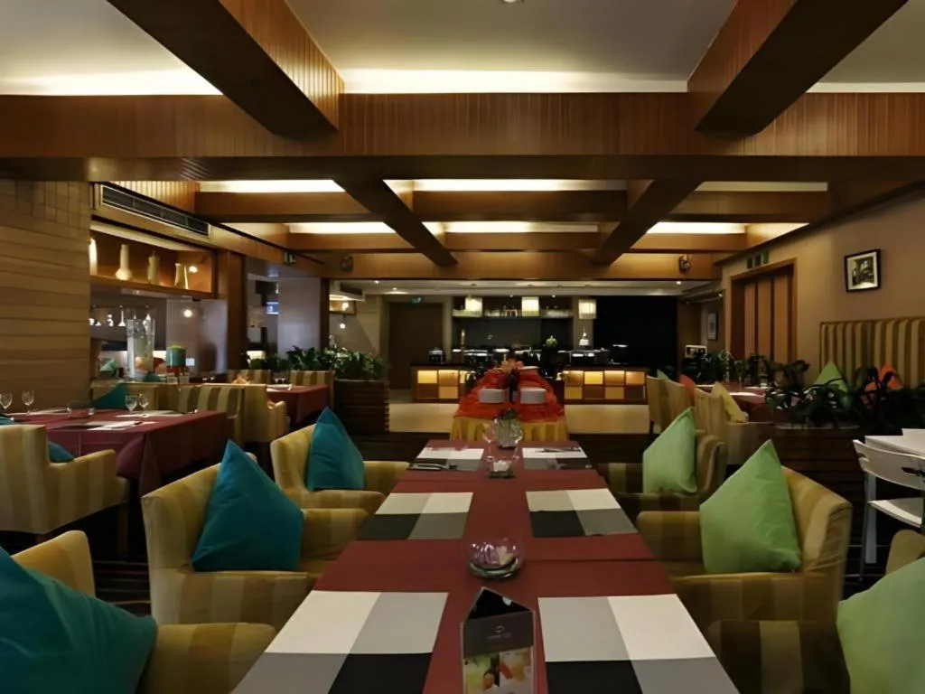 South China Laguna Hotel