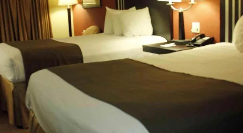Bed in Americas Best Value Inn Monroe