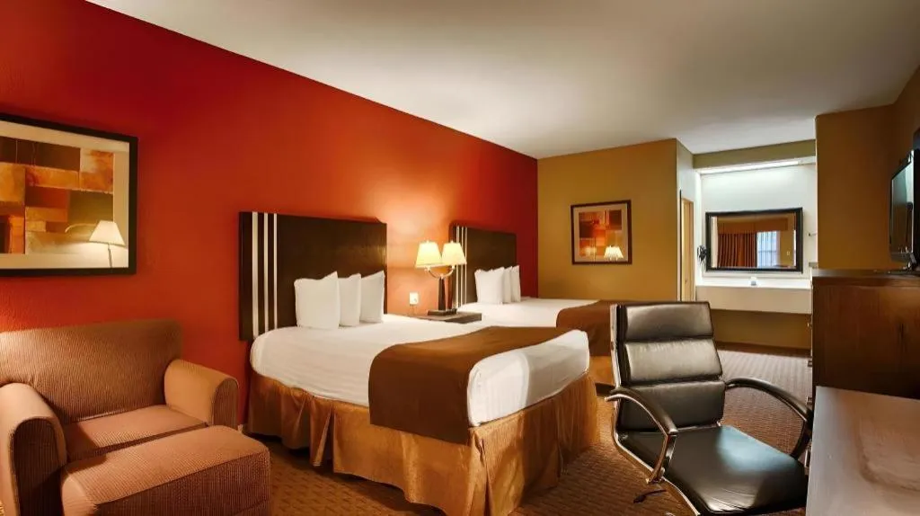 Bed in Americas Best Value Inn Monroe