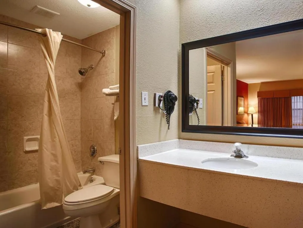 Americas Best Value Inn Monroe