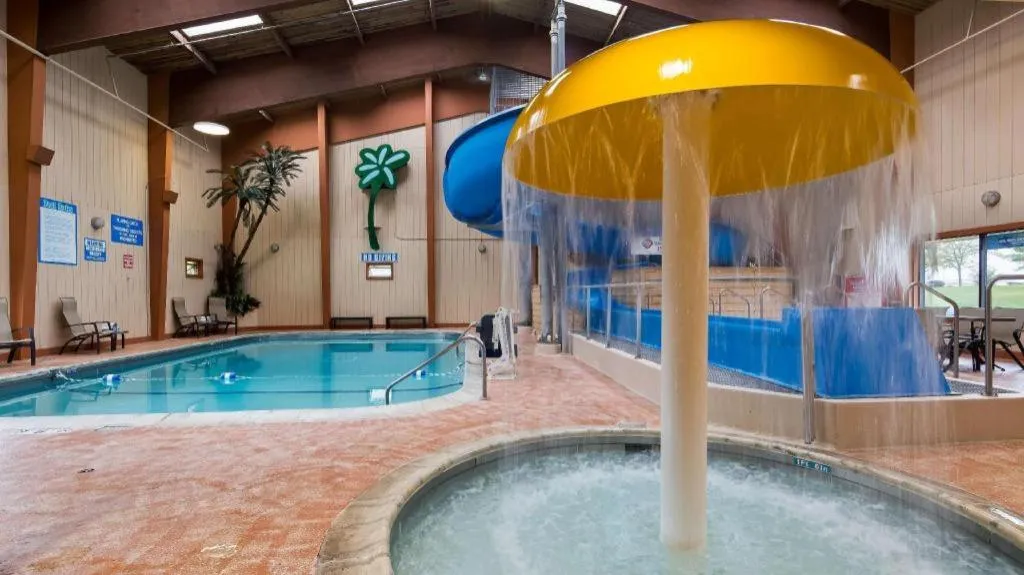 Quality Inn & Suites Detroit Lakes