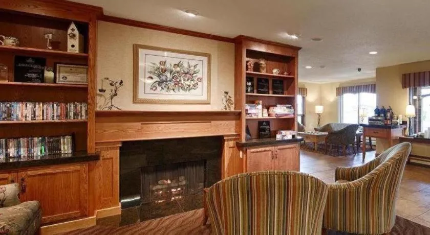 Quality Inn & Suites Detroit Lakes