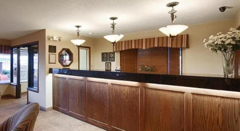 Quality Inn & Suites Detroit Lakes