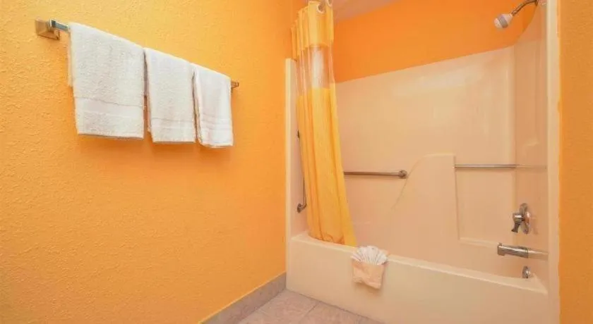 Americas Best Value Inn Canton, NC