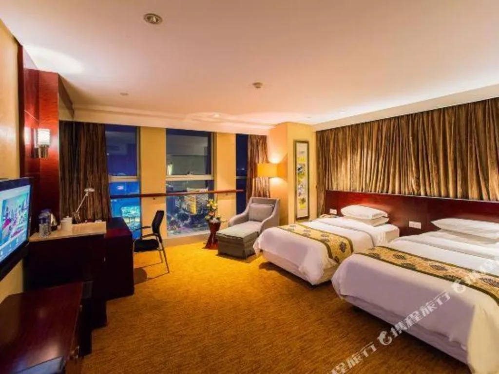 Bed in New Century Hotel Nanjing