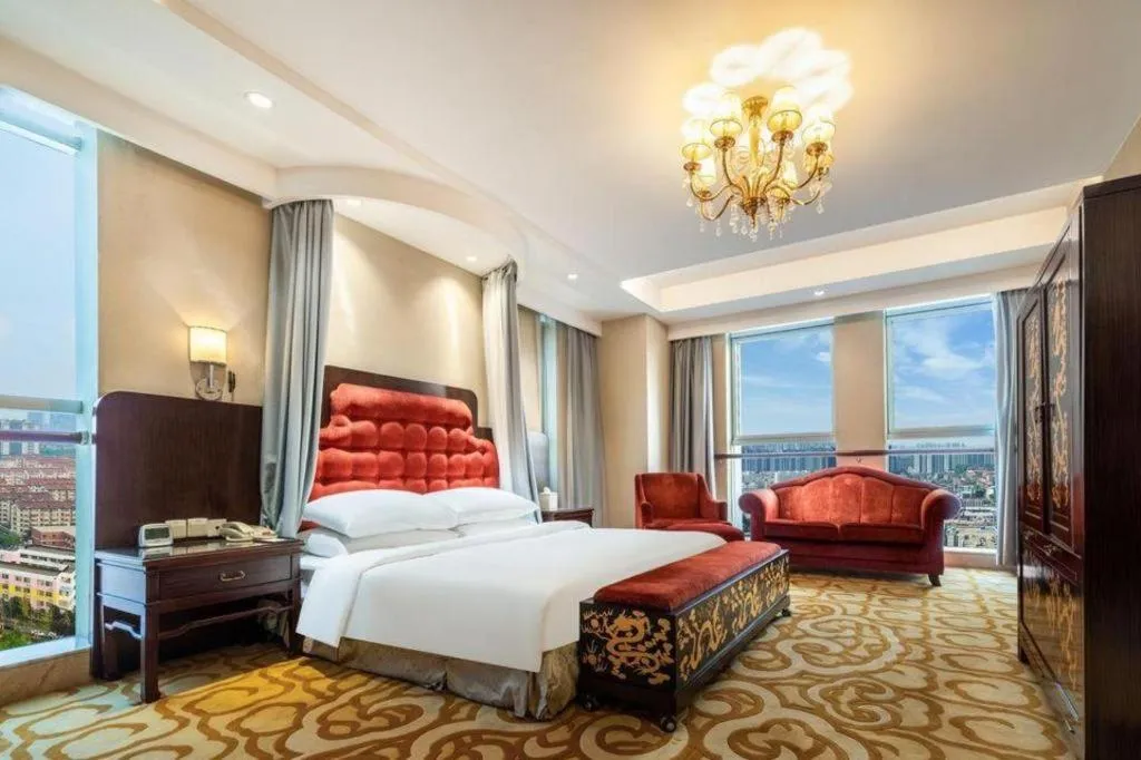Bed in New Century Hotel Nanjing