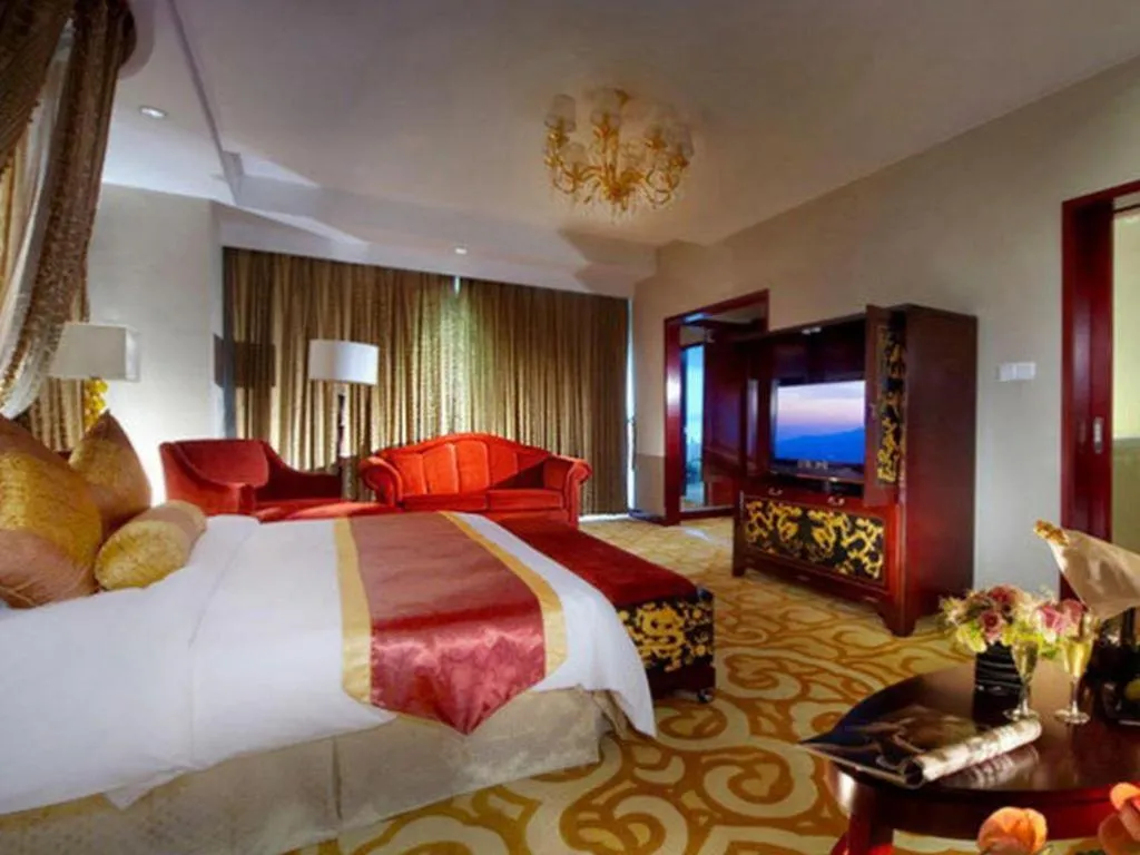 Bed in New Century Hotel Nanjing