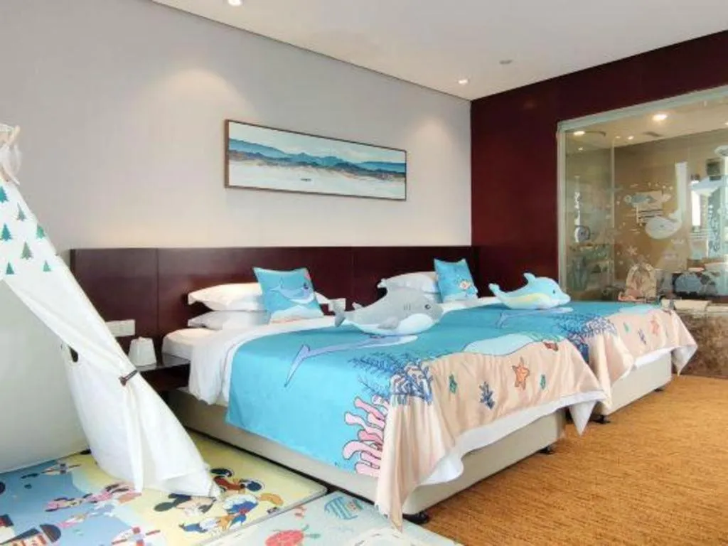 Bed in New Century Hotel Nanjing