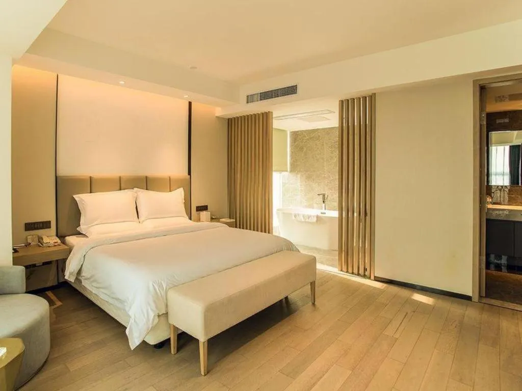 Bed in New Century Hotel Nanjing