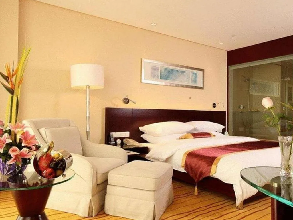 Bed in New Century Hotel Nanjing