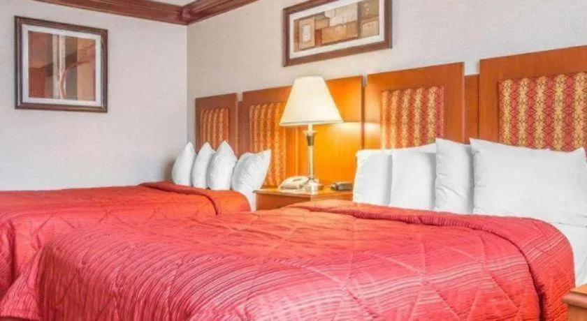 Quality Inn & Conference Center Brattleboro North