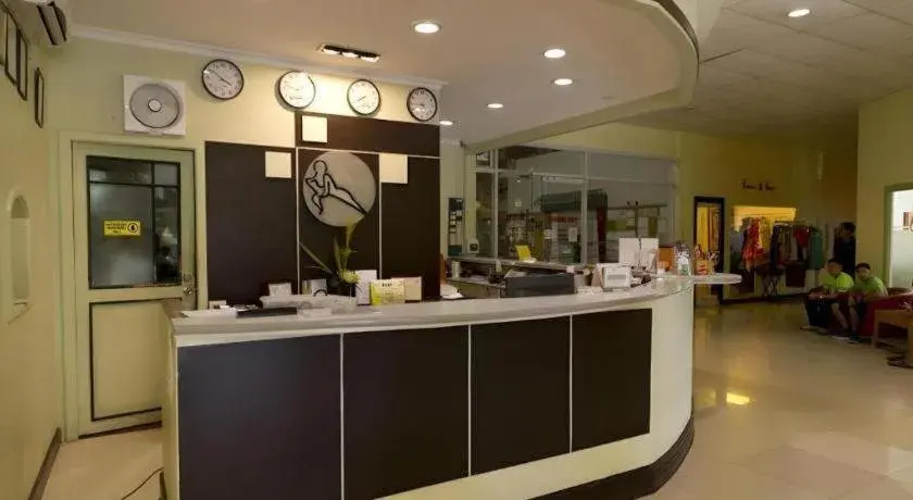 Holiday Spa Hotel Holiday Spa Hotel