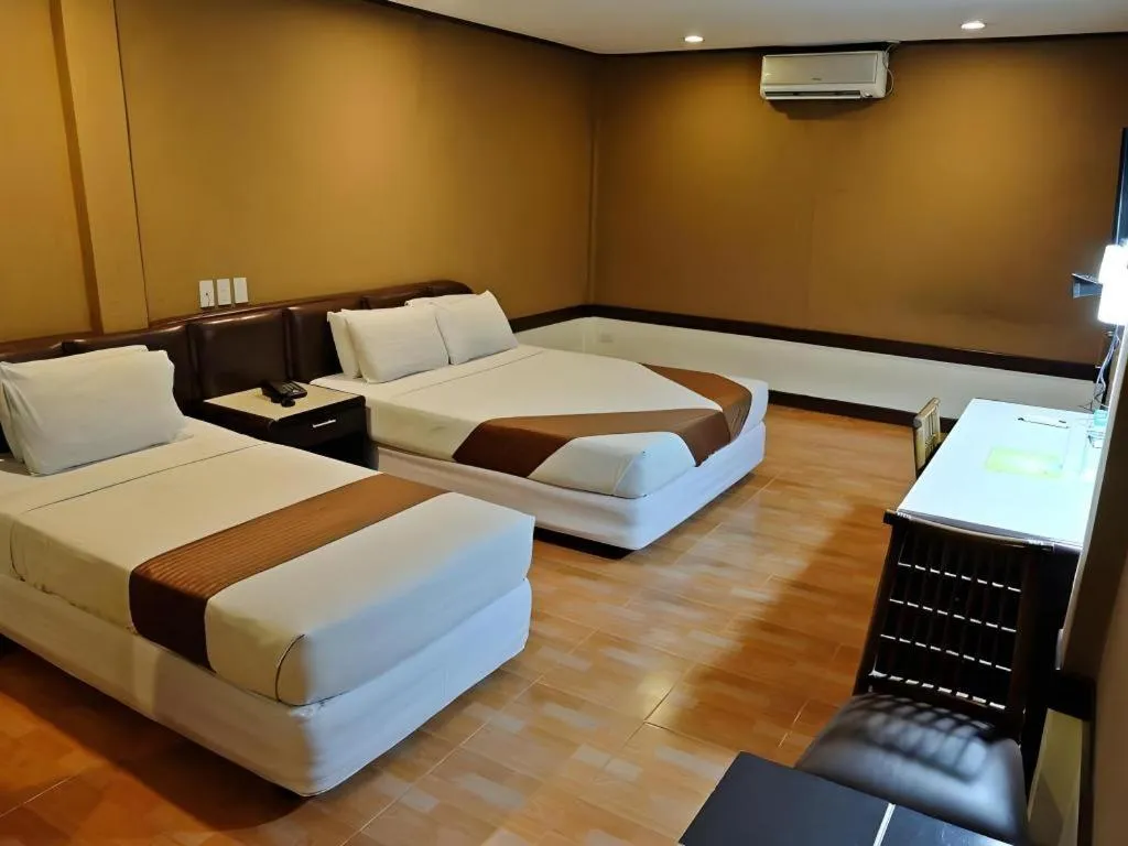 Bed in Holiday Spa Hotel