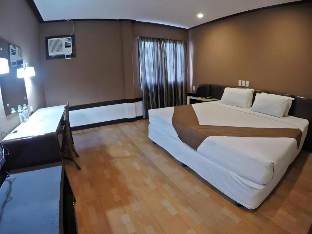 Bed in Holiday Spa Hotel