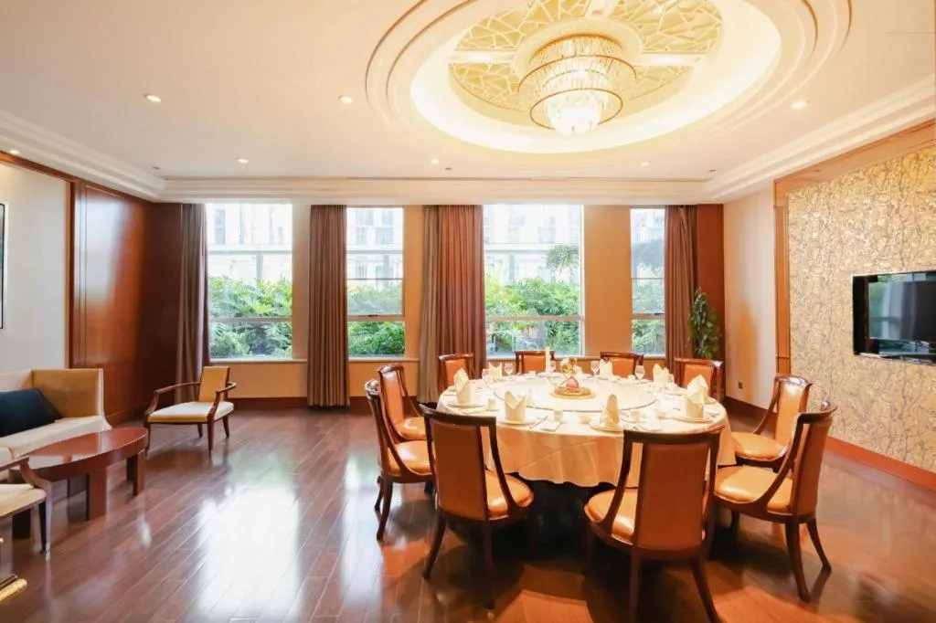 Kunming Golden Eagle Summit Hotel