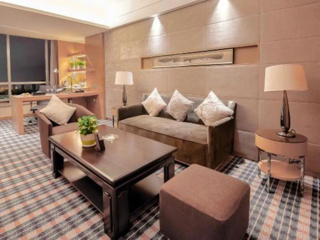 Yueyang Grand Skylight Hotel