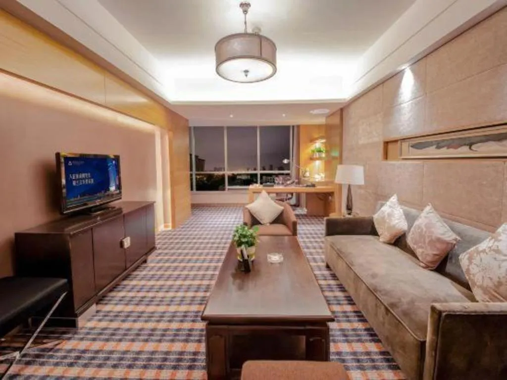 Yueyang Grand Skylight Hotel