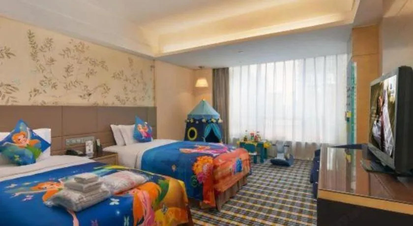 Bed in Yueyang Grand Skylight Hotel