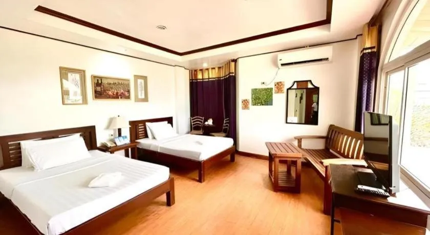 Bed in Subic Park Hotel