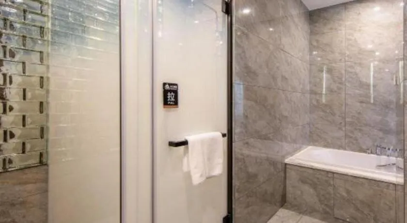 Zhong Yi Peng Ao Hotel