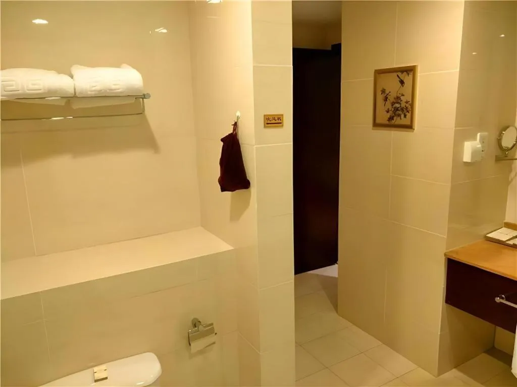 Zhong Yi Peng Ao Hotel