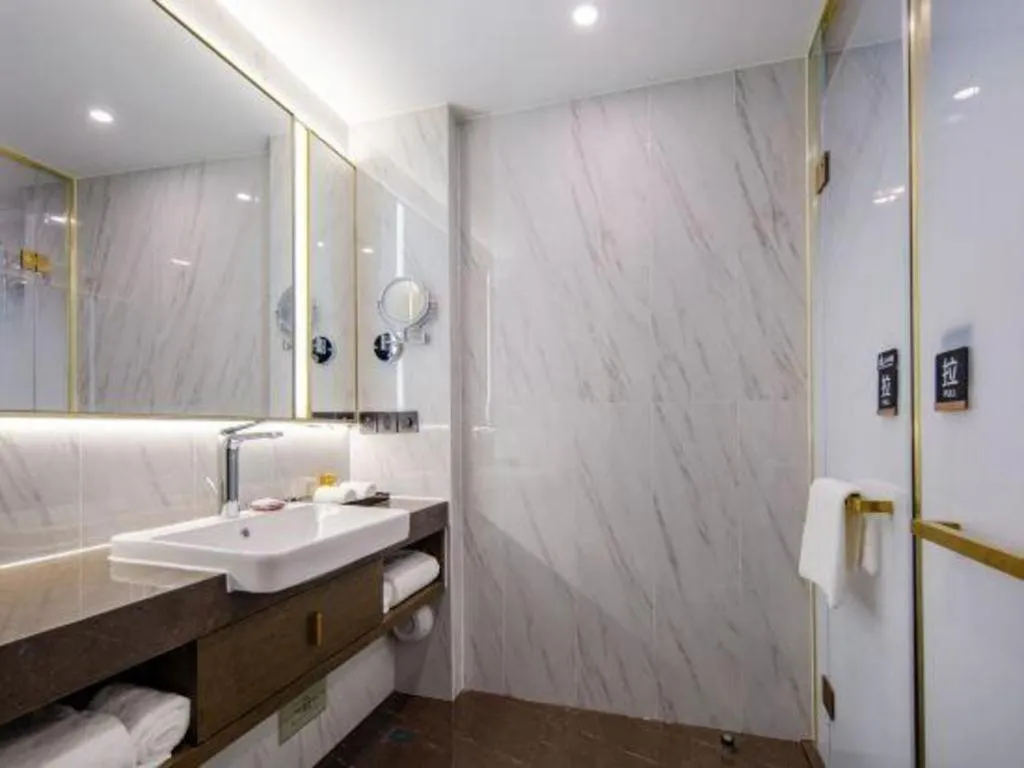 Zhong Yi Peng Ao Hotel