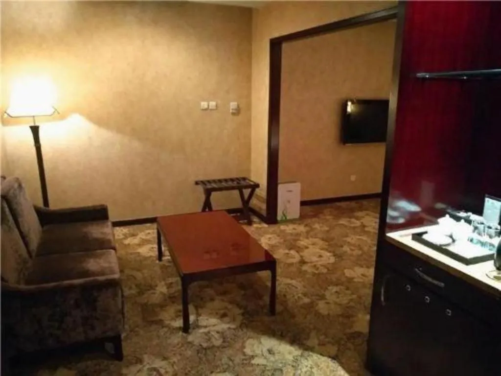 Zhong Yi Peng Ao Hotel