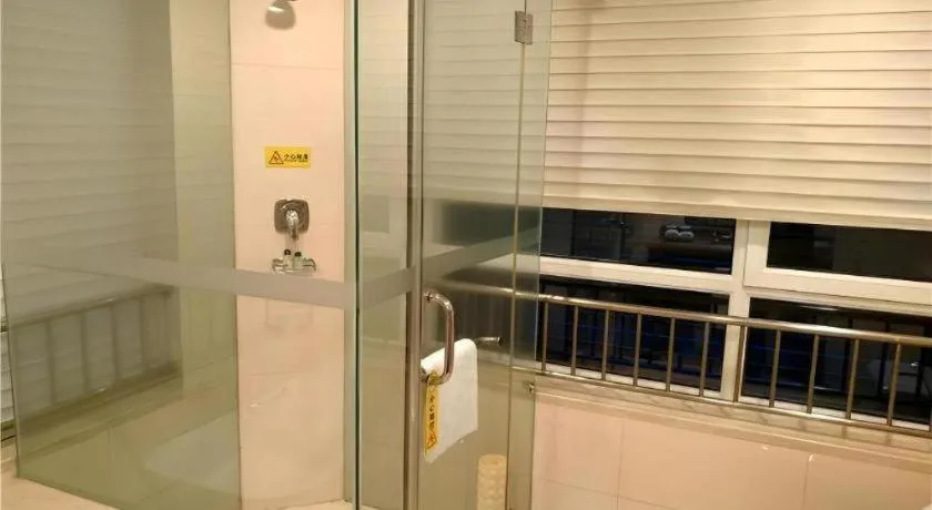 Zhong Yi Peng Ao Hotel