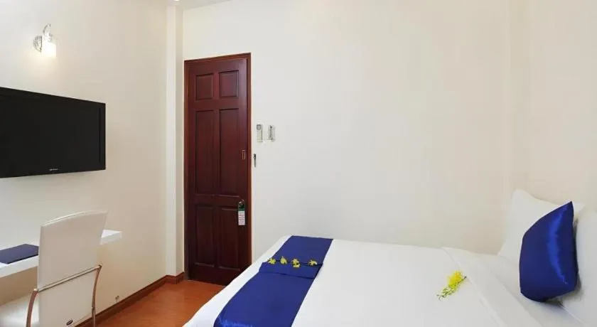 Bed in Blue River Hotel