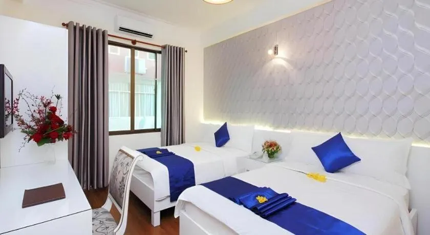 Bed in Blue River Hotel