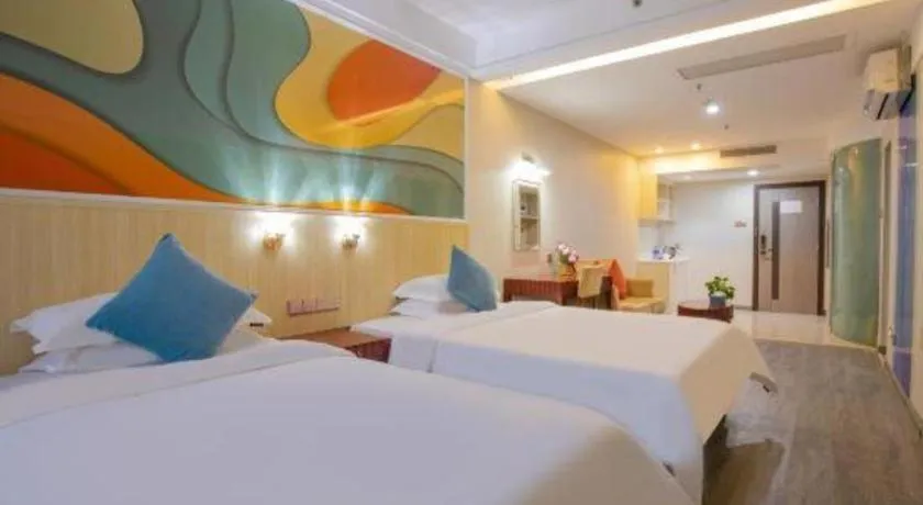 Bed in Silver Art Hotel