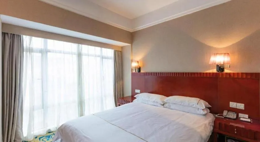 Bed in Silver Art Hotel