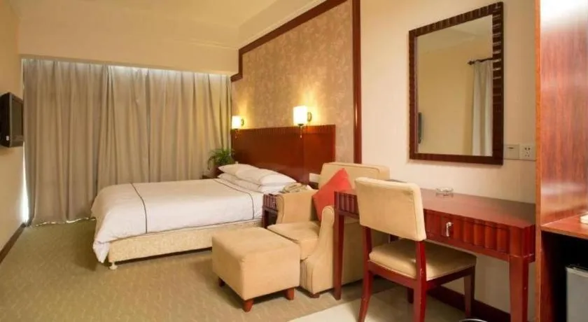 Bed in Silver Art Hotel