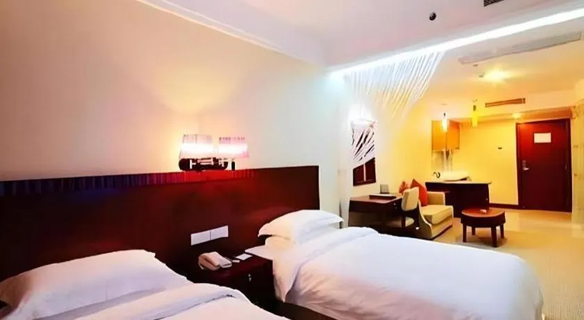 Bed in Silver Art Hotel