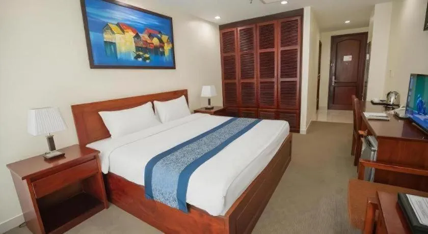 Bed in Vientiane Plaza Hotel