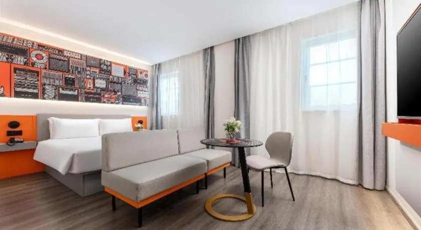 Bed in ibis Dongguan Dongcheng