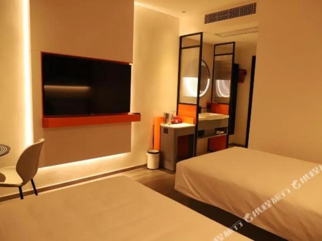 Bed in ibis Dongguan Dongcheng