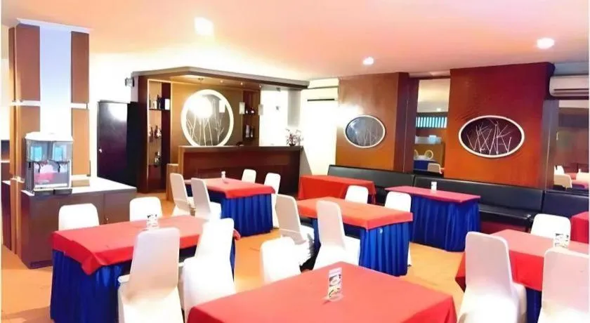 Alexander Hotel Tegal