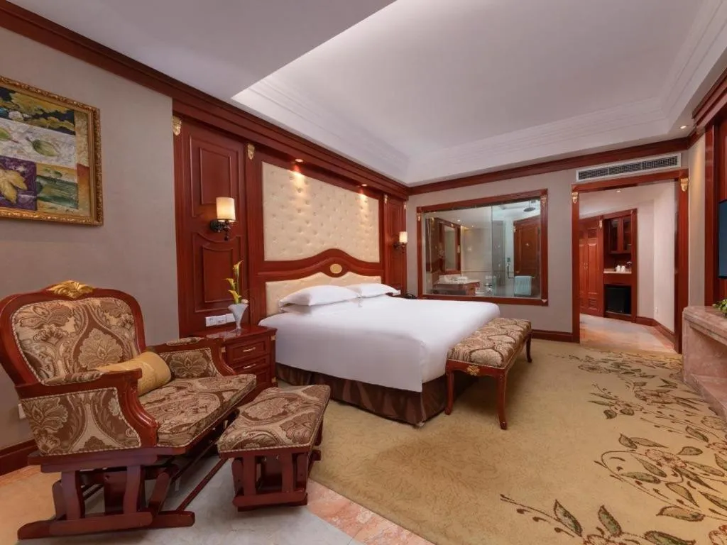 Bed in Hangzhou Blossom Water Museum Hotel