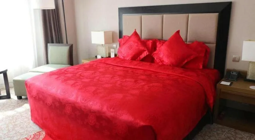 Bed in Shenyang Haiyun Jinjiang International Hotel
