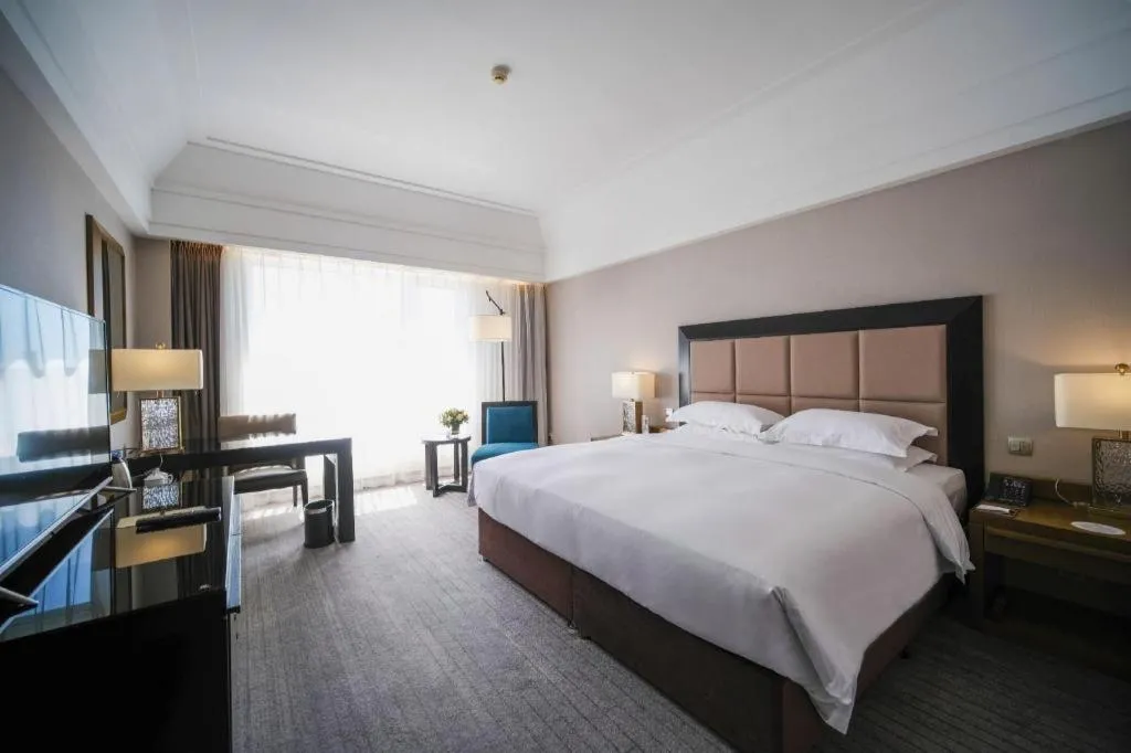 Bed in Shenyang Haiyun Jinjiang International Hotel