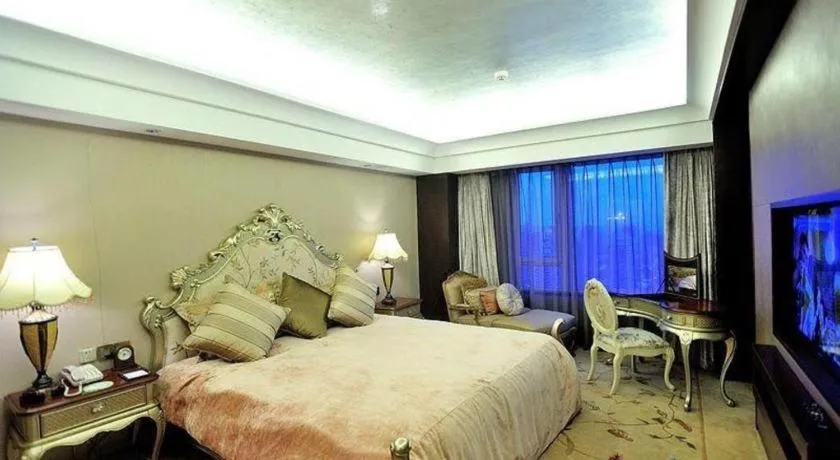 Bed in Shenyang Haiyun Jinjiang International Hotel
