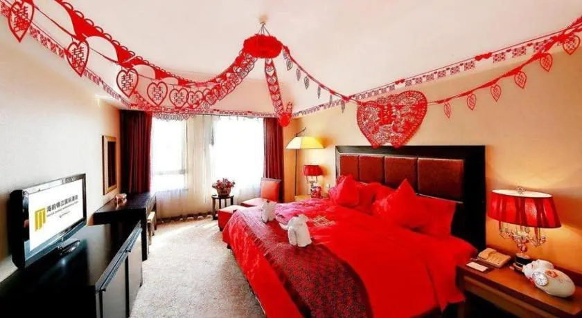 Bed in Shenyang Haiyun Jinjiang International Hotel