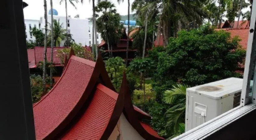 The Nice Patong Hotel