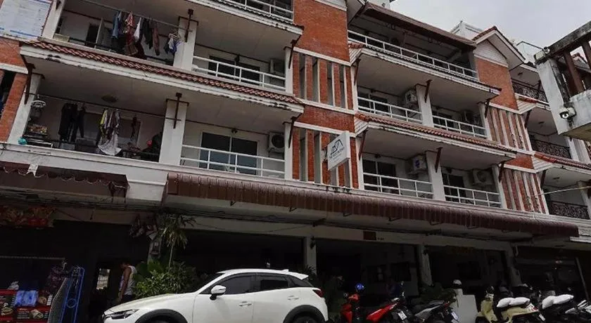 The Nice Patong Hotel